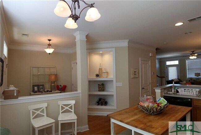 Photo - 213 Lakeview Dr