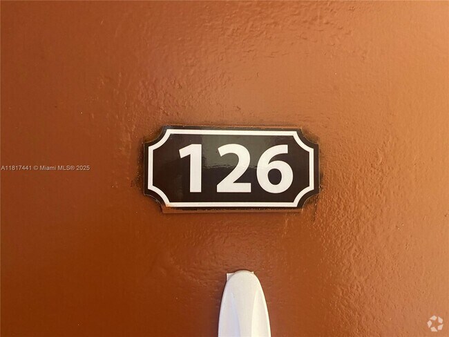 Building Photo - 7965 SW 86th St Unit 126 Rental