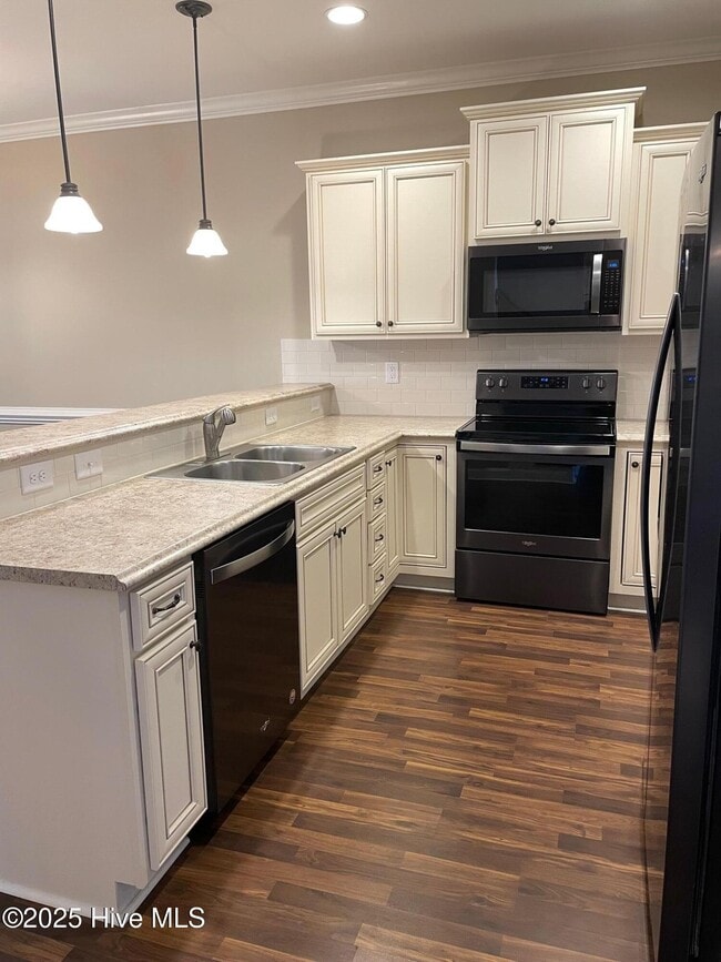 Photo - 1673 Cambria Dr