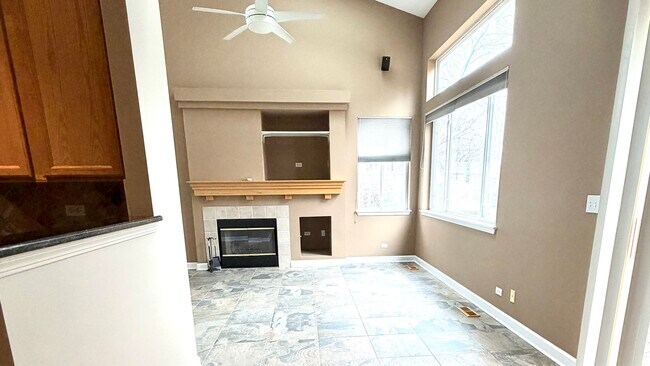 Photo - 3015 Kentshire Cir