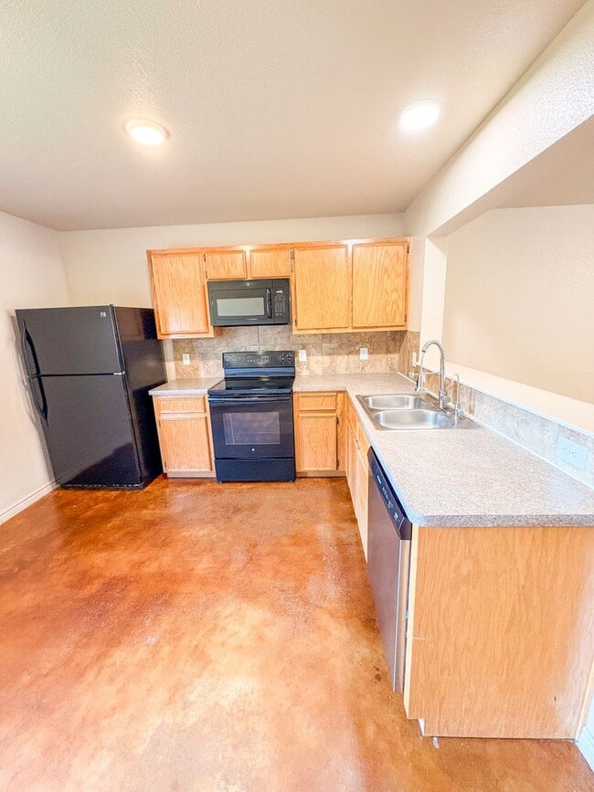 Photo - 409 Allen St Unit B