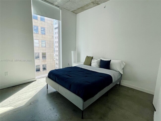 Photo - 151 SE 1st St Unit 802