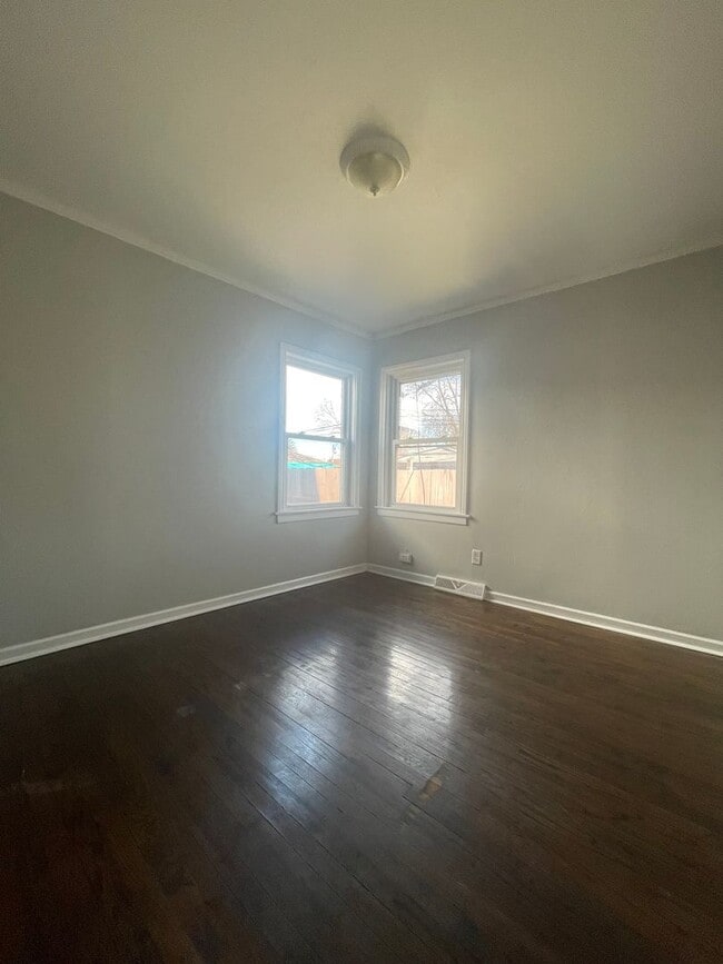 Photo - Beautiful and spacious 4 Bedroom 2 Bath House in Calumet City, IL MUST SEE