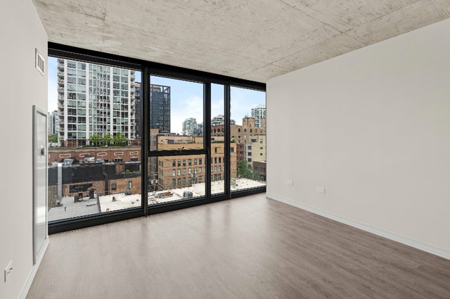 Photo - 183 W Huron St