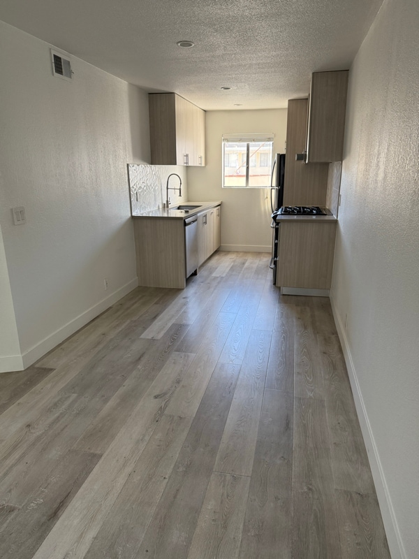 Photo - 11040 Hesby St Unit 108