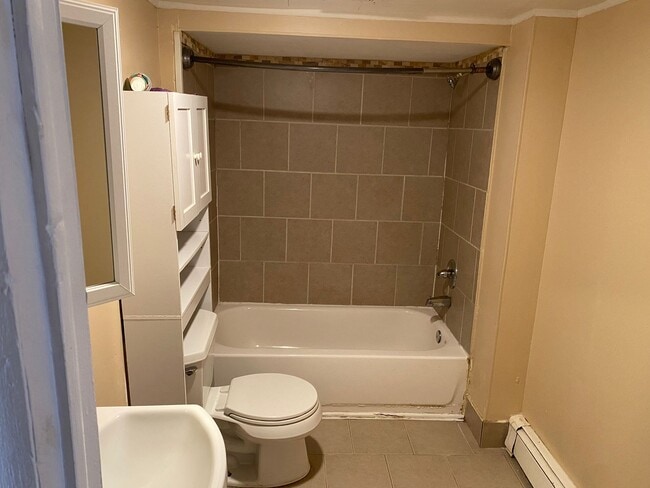93 Euclid Ave Unit 3