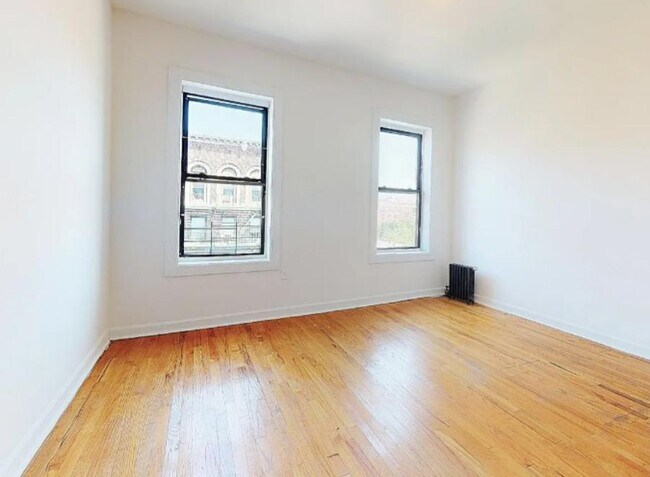 Photo - West 184th Street Unit 4W