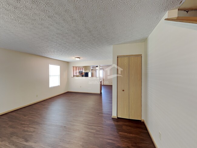 Photo - 7516 Hemrich Dr