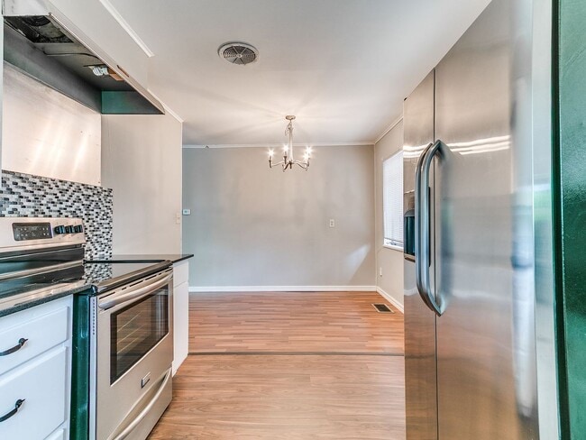 Photo - Move in Special + Cute Duplex + Heart of OKC