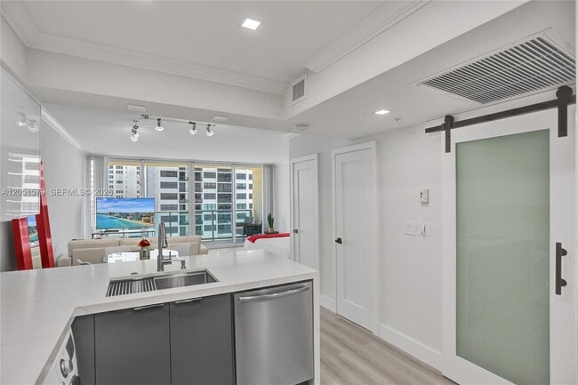 Photo - 2501 S Ocean Dr Unit 704 (available now)