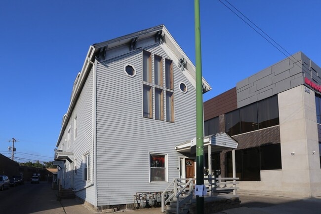 Building Photo - 2458 N Clybourn Ave Unit R06A Rental