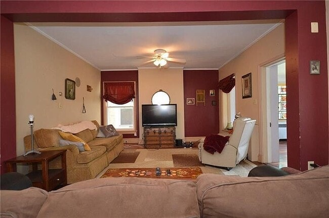 Photo - 4738 Friendship Ave