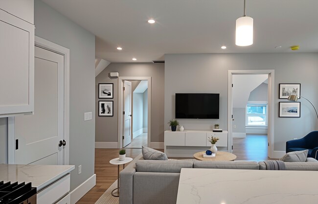 Photo - 28 Brooks St Unit 3