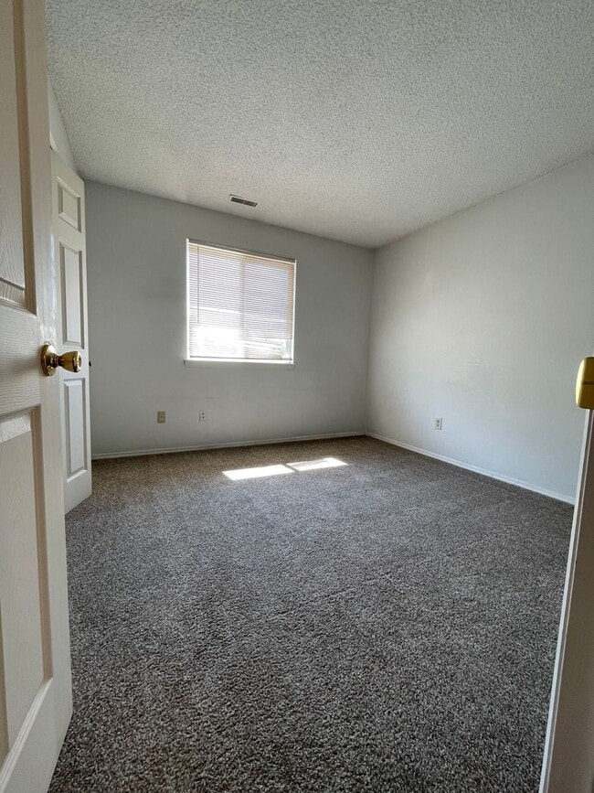 Photo - 1765 Zebulon Dr Unit 1765 Zebulon Dr - D