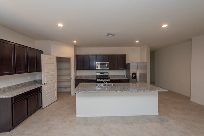 Photo - 10321 N Arroyo Lupine Way