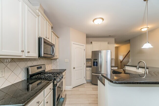 837 Airedale Trail