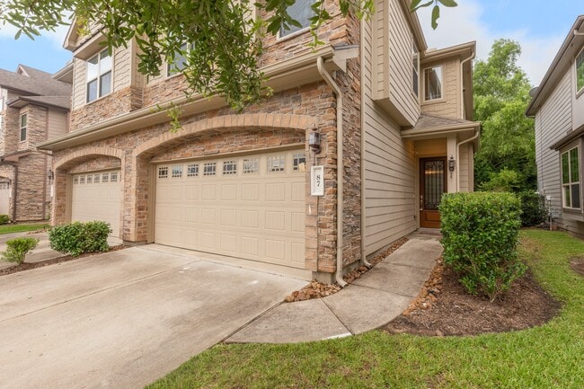 Photo - 87 Aventura Pl