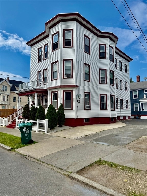Building Photo - 41 Park St Unit 3 Rental