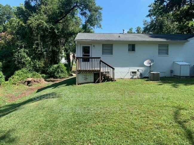 Photo - 1813 Walker Ave