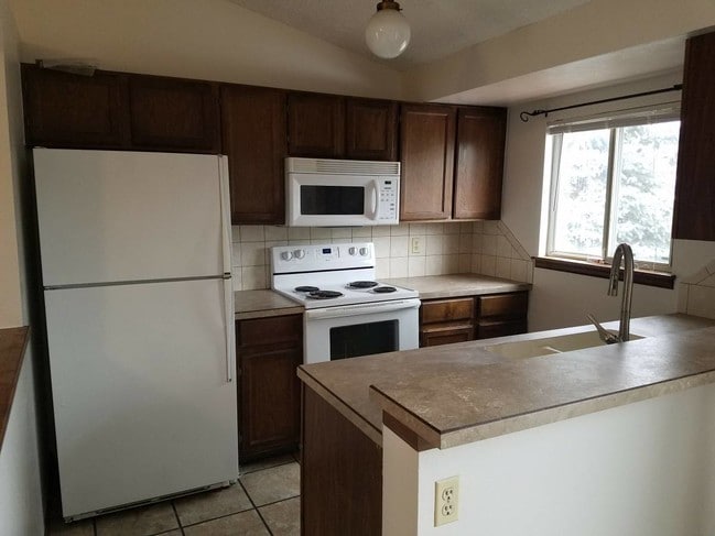 Photo - 3200 Sharps St