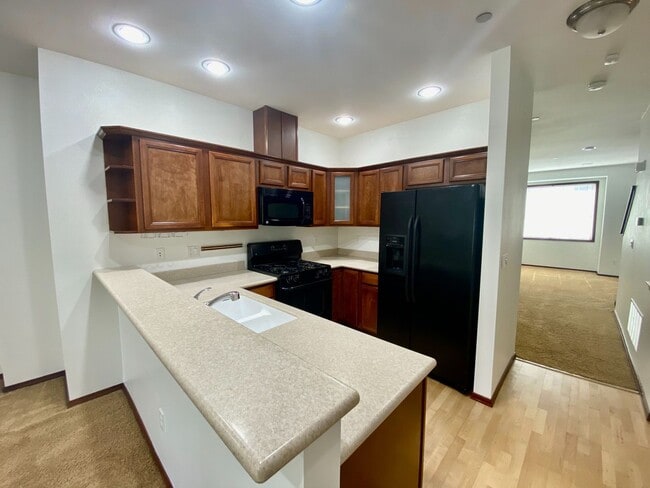 Building Photo - Bothell Townhome.......