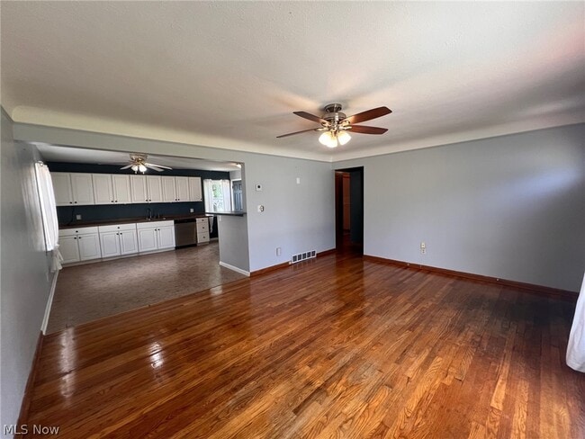 Photo - 9326 Ackley Rd