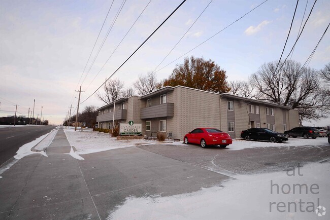 Building Photo - 109 S 9th St Rental