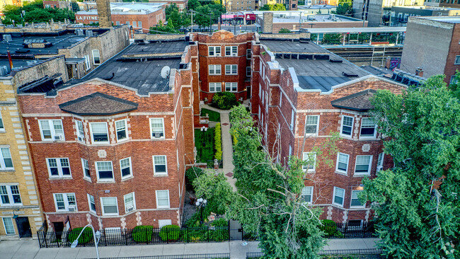 Building Photo - 6118 N Winthrop Ave Unit 1E Rental
