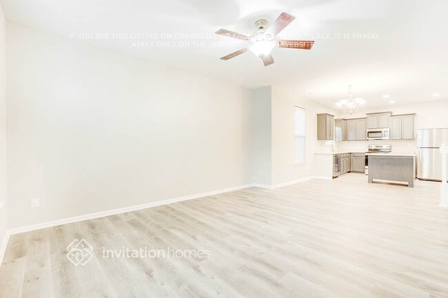 Photo - 1804 Laurel Green Way