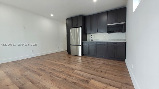 419 78th St Unit 2