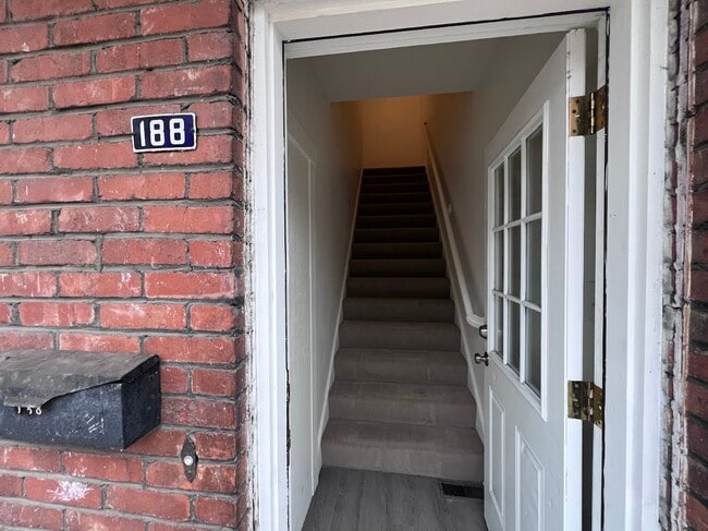 Photo - 188 Pennsylvania Ave