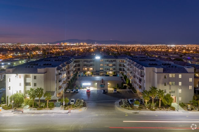 Building Photo - The Lennox Las Vegas