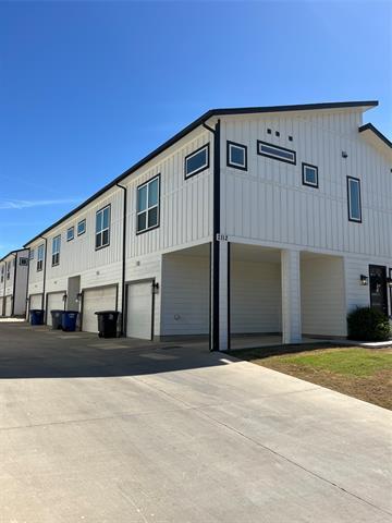 Photo - 2112 Shea Rd