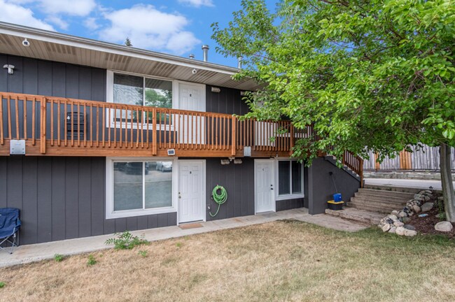 Photo - 2727 Madelyn Dr SW