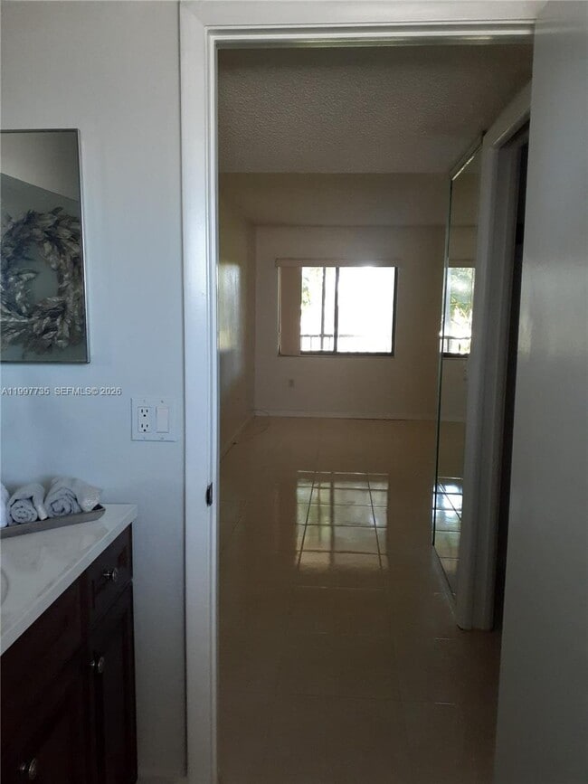 Photo - 8415 SW 107th Ave Unidad 238W