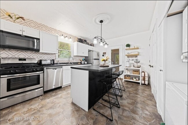 Kitchen Pic1 - 219 Center St Unit 1