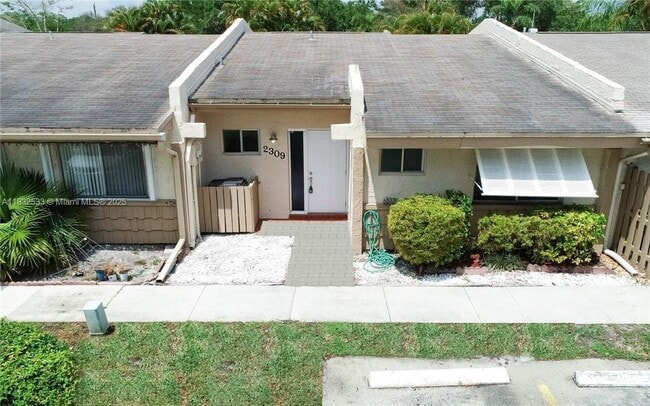 Photo - 2309 N 37th Ave Casa