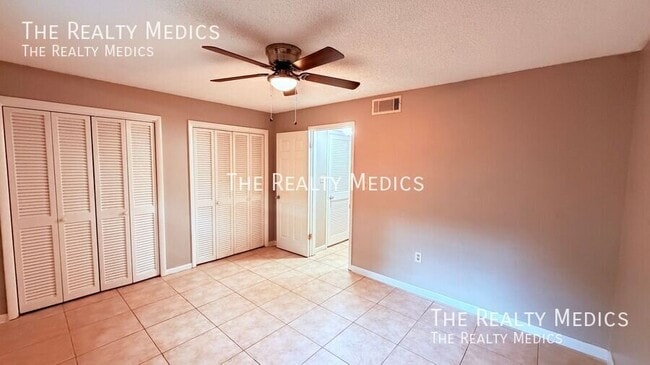 Photo - 2500 Lee Rd