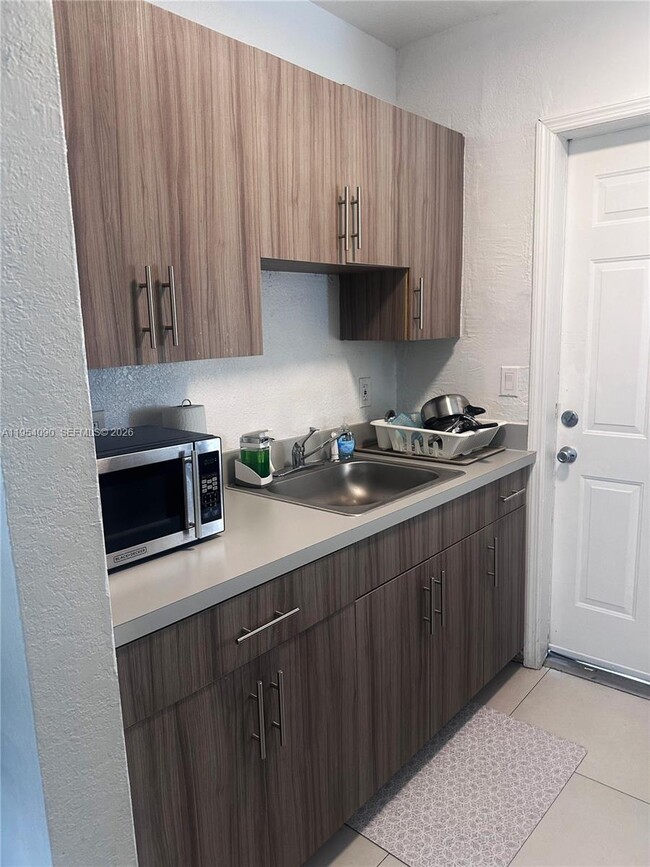 Photo - 1265 SW 6th St Unit 14