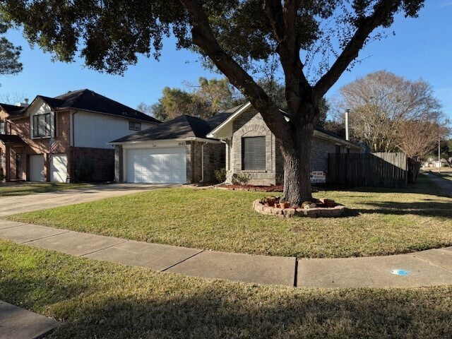 Photo - 2902 Silent Dr