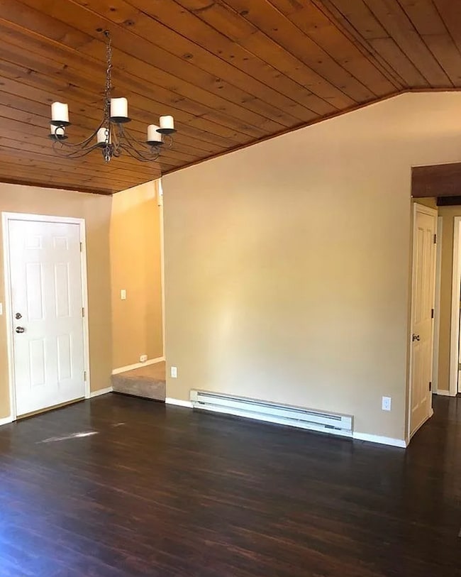 Photo - Spacious Twain Harte Sanctuary: Expansive 4-Bedroom Home with Solar Included!