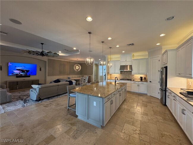 Photo - 9470 Galliano Ter