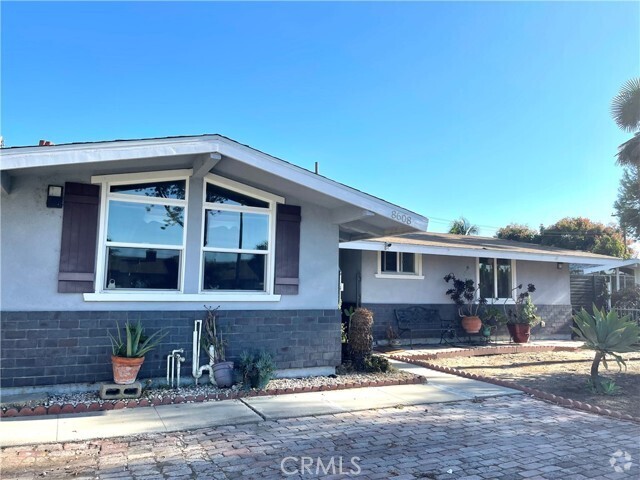 Building Photo - 8608 Painter Ave Rental
