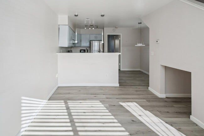 Photo - 5205 Foothill Blvd