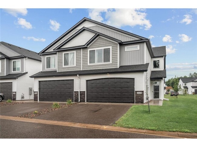 Building Photo - 2117 Cleveland Ln S