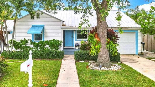 Photo - 1517 N Palmway