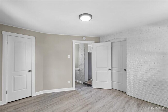 Photo - 7815 S Langley Ave