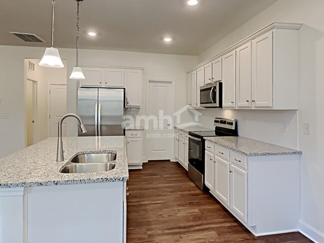 Photo - 3244 Brierhill Rd