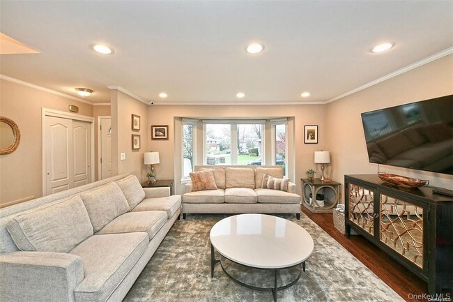 Photo - 96 Phipps Ln