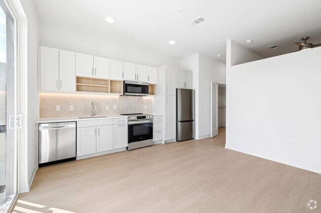 Willow Studio - 720SF